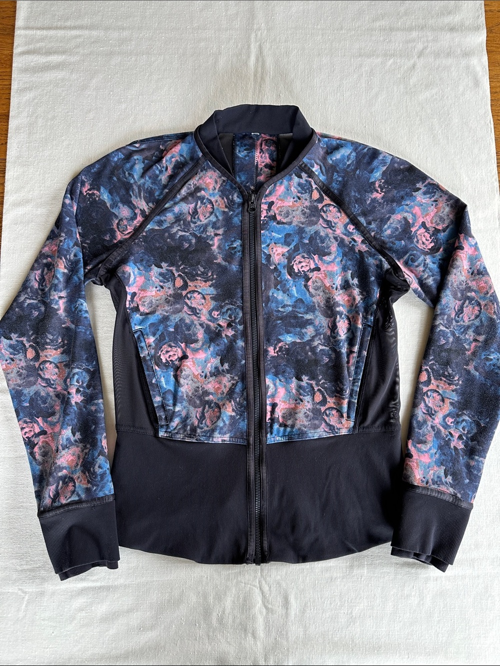 Lululemon If You're Lucky Jacket Moody Mirage Bark Berry Deep Navy / Naval Blue